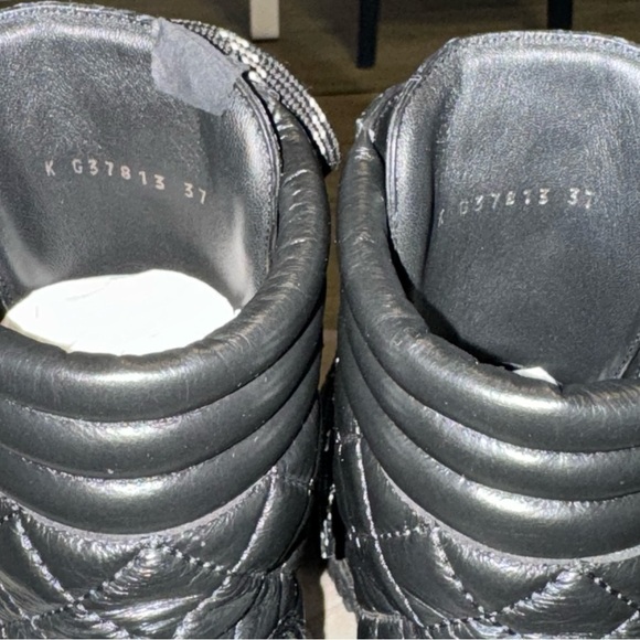 CHANEL Combat Calfskin Grosgrain Quilted Lace Up Boots Size 37 - Picture 11 of 17